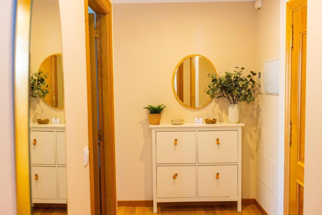 Apartamentos Riamar 2 Рибадео Екстериор снимка