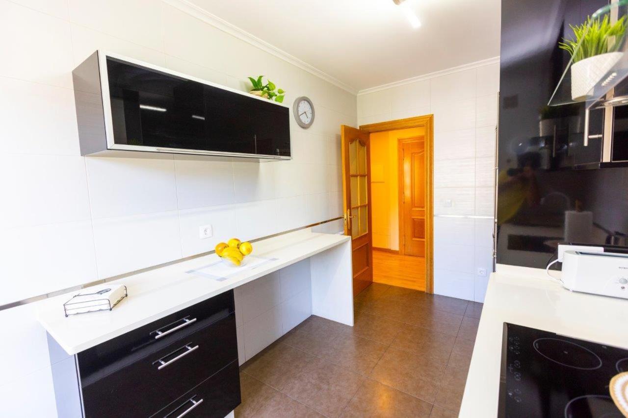 Apartamentos Riamar 2 Рибадео Екстериор снимка